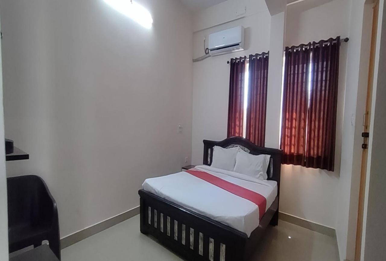 Anjaneya Comforts Shimoga Bagian luar foto